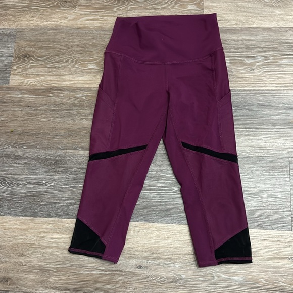 Alo Yoga dark purple black mesh high rise pockets yoga pants leggings capri S - Picture 2 of 6